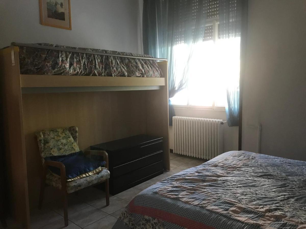 B&B " Guzzi - Inn " Манделло-дель-Ларио Экстерьер фото